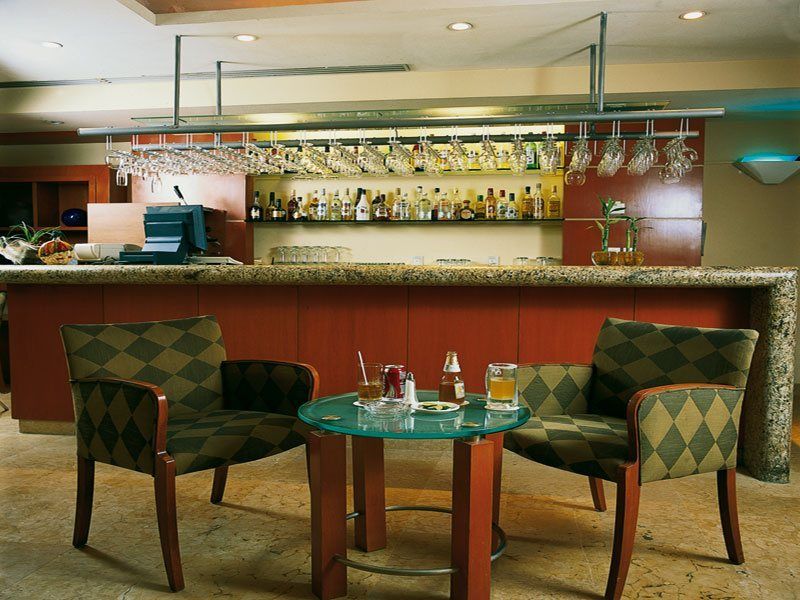 Eurostars Zona Rosa Suites Mexico City Exterior photo A bar in a hotel
