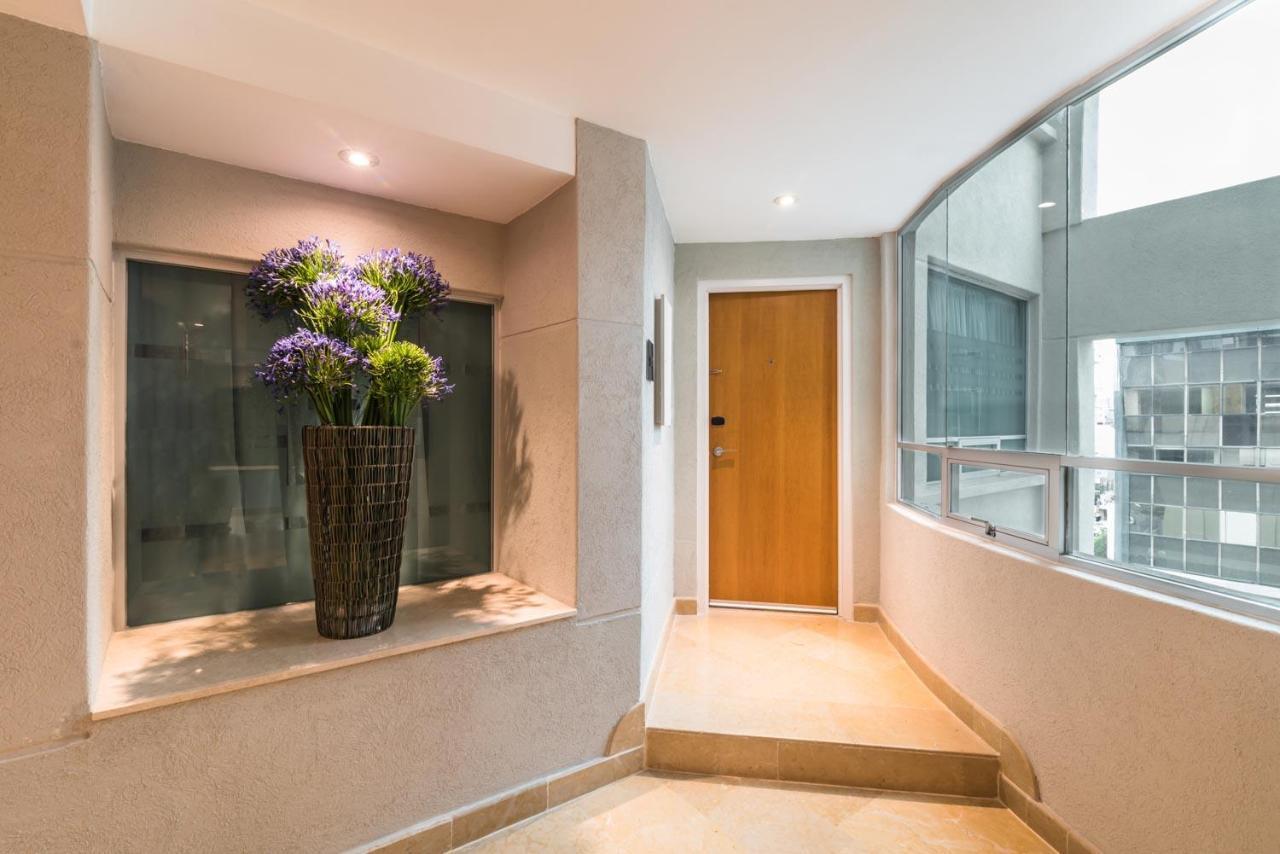Eurostars Zona Rosa Suites Mexico City Exterior photo Entrance to the apartment